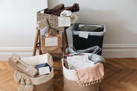 Decluttering 