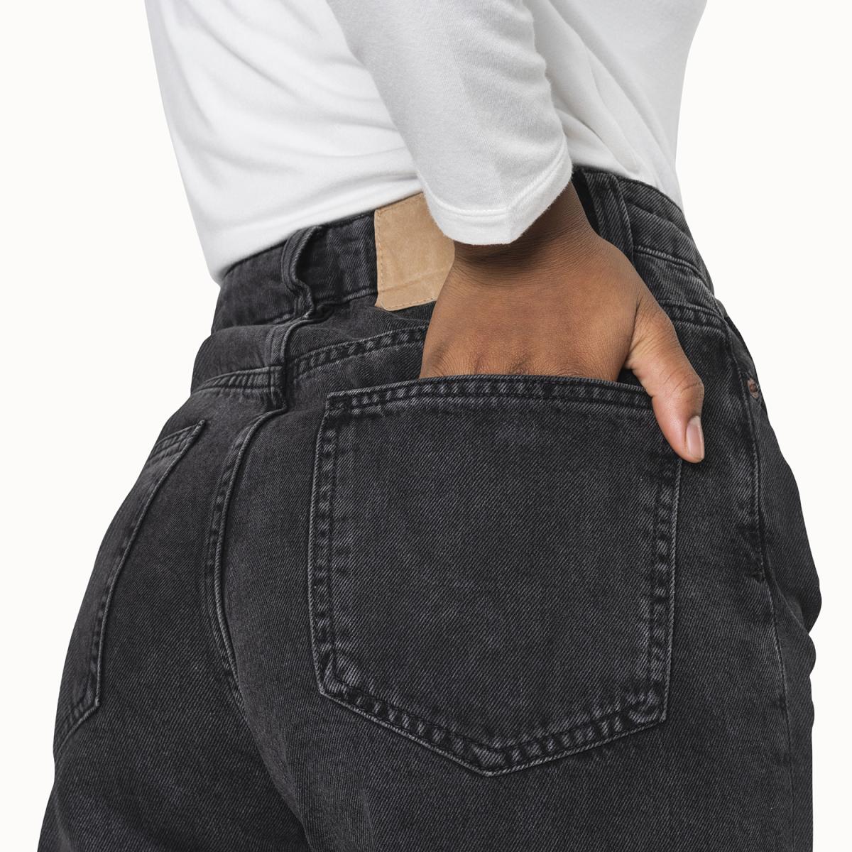 hand in back-pocket image